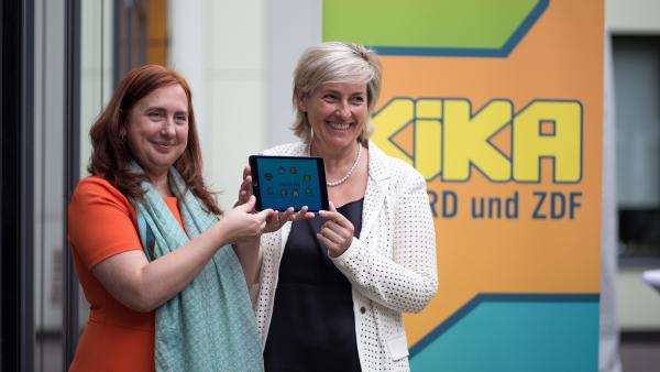 Dr. Astrid Plenk und Prof. Dr. Karola Wille stellen die KiKA Mediathek-App und die Programm-Highlights 2018 / 2019 vor.